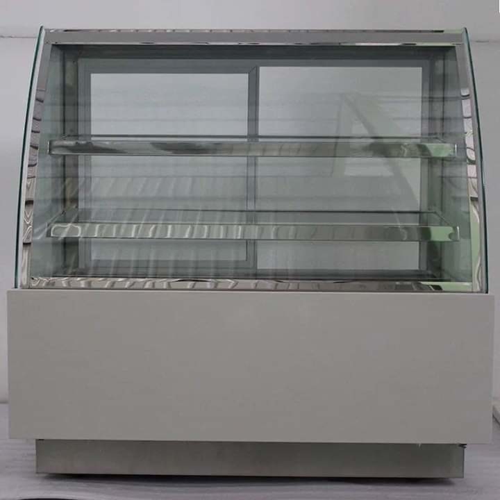 Large Capacity Cake Display Cabinet Refrigerator Arc Type With Lamp